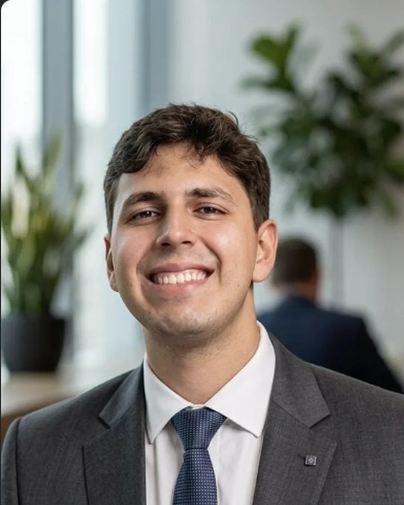 Nicolas Soares, auxiliar jurídico